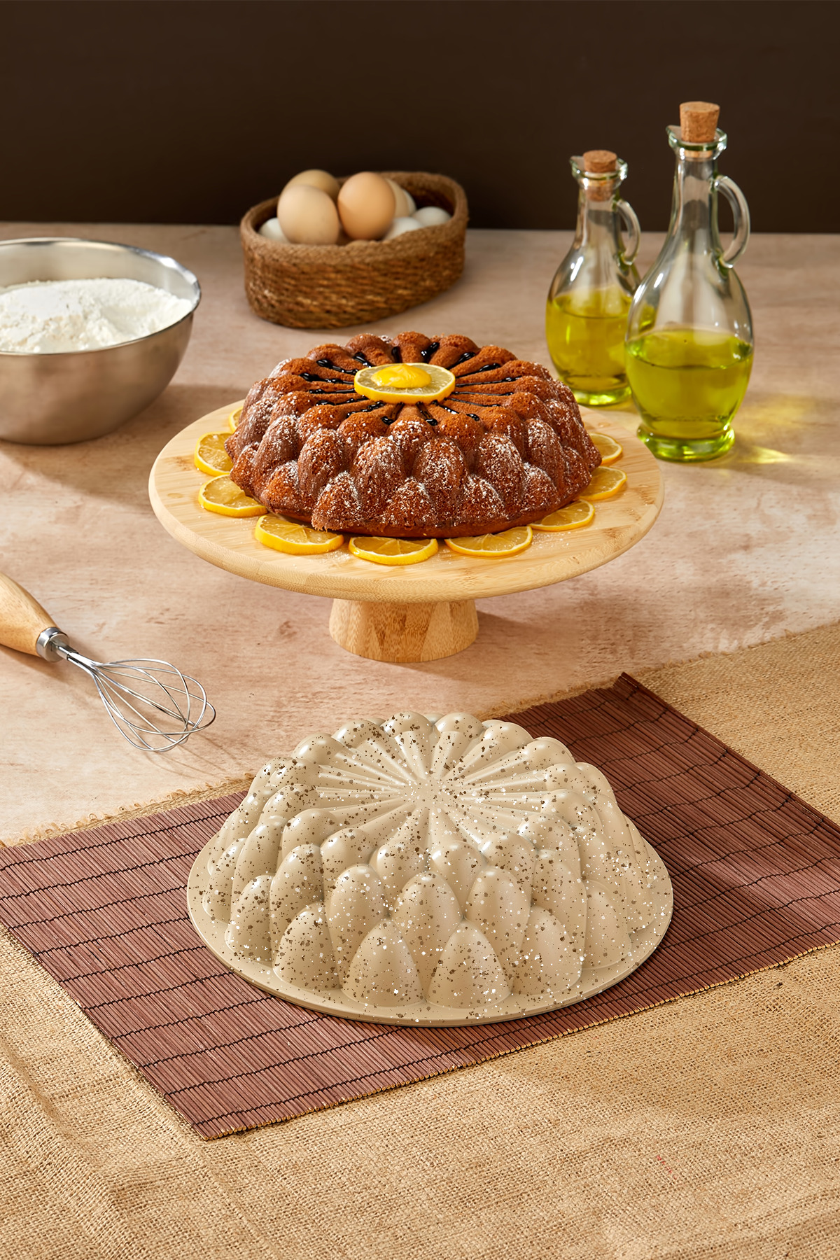Prizma Döküm Granit Kek Kalıbı Krem 26 cm