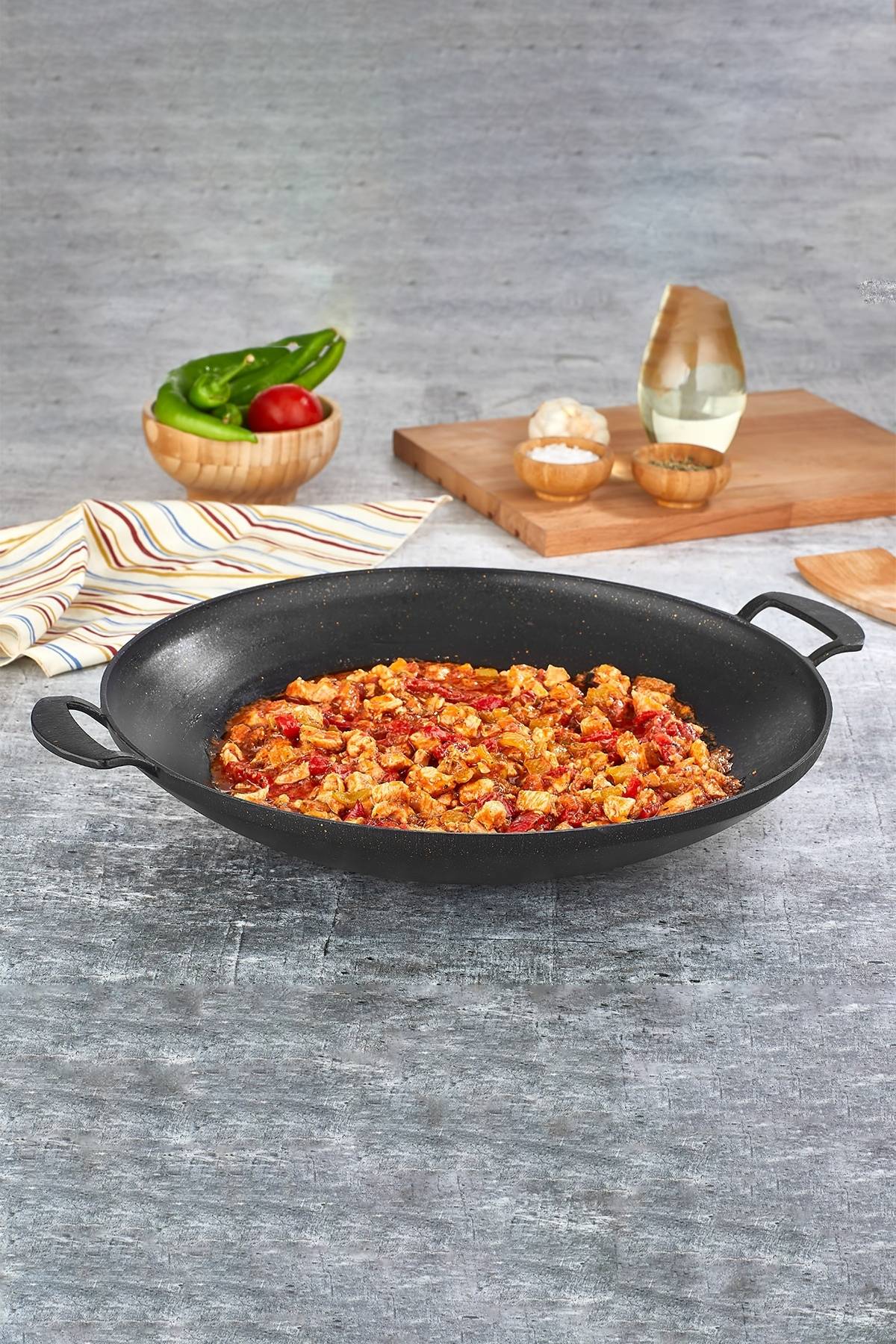 İron Döküm Granit Sac Kavurma ve Gözleme Tavası 34 cm - Siyah