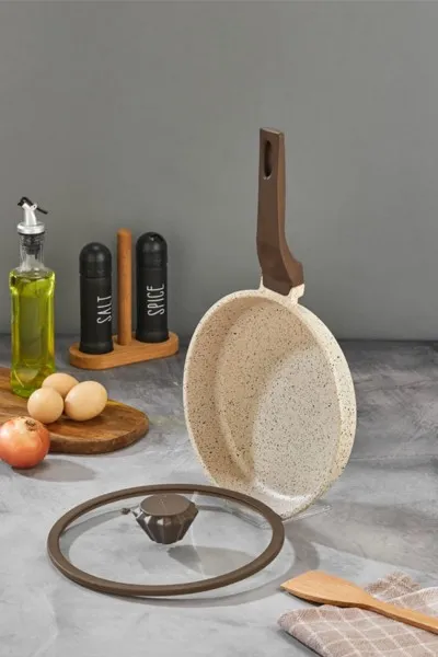 İnci Döküm Kapaklı Granit Tava 28 cm - Krem İnci Döküm Kapaklı Granit Tava 28 cm - Krem
