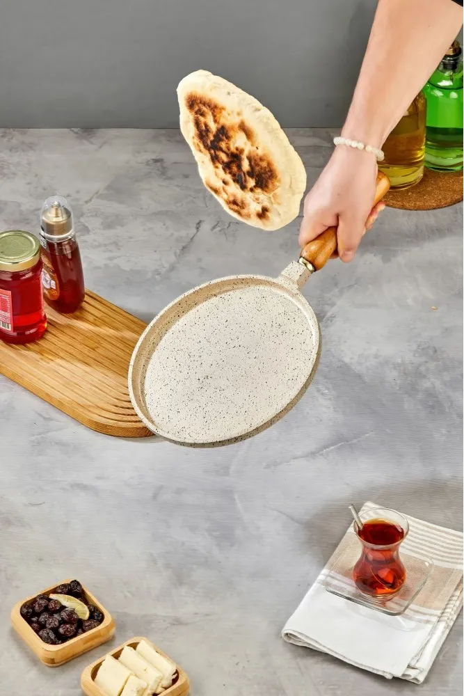 Polochef İnci Döküm Gözleme ve Bazlama Tavası 22 cm - Krem