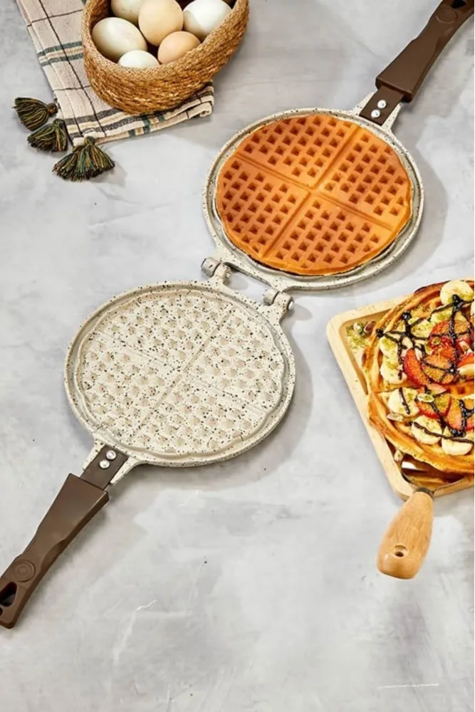 Polochef İnci Döküm Waffle Tavası - Krem - Bakalit Sap