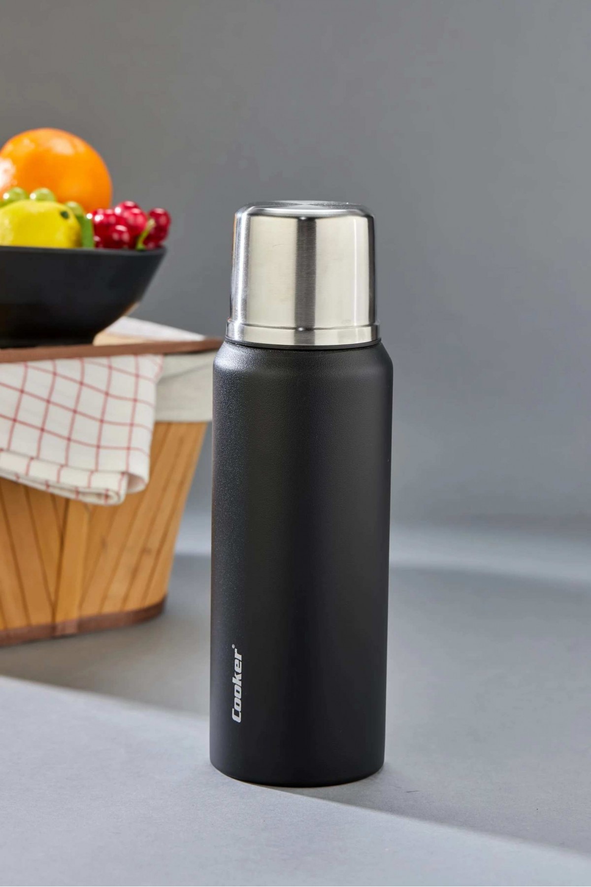 COOKER 750 ML SİYAH  TERMOS 24 SAT SICAK 48 SAAT SOĞUK