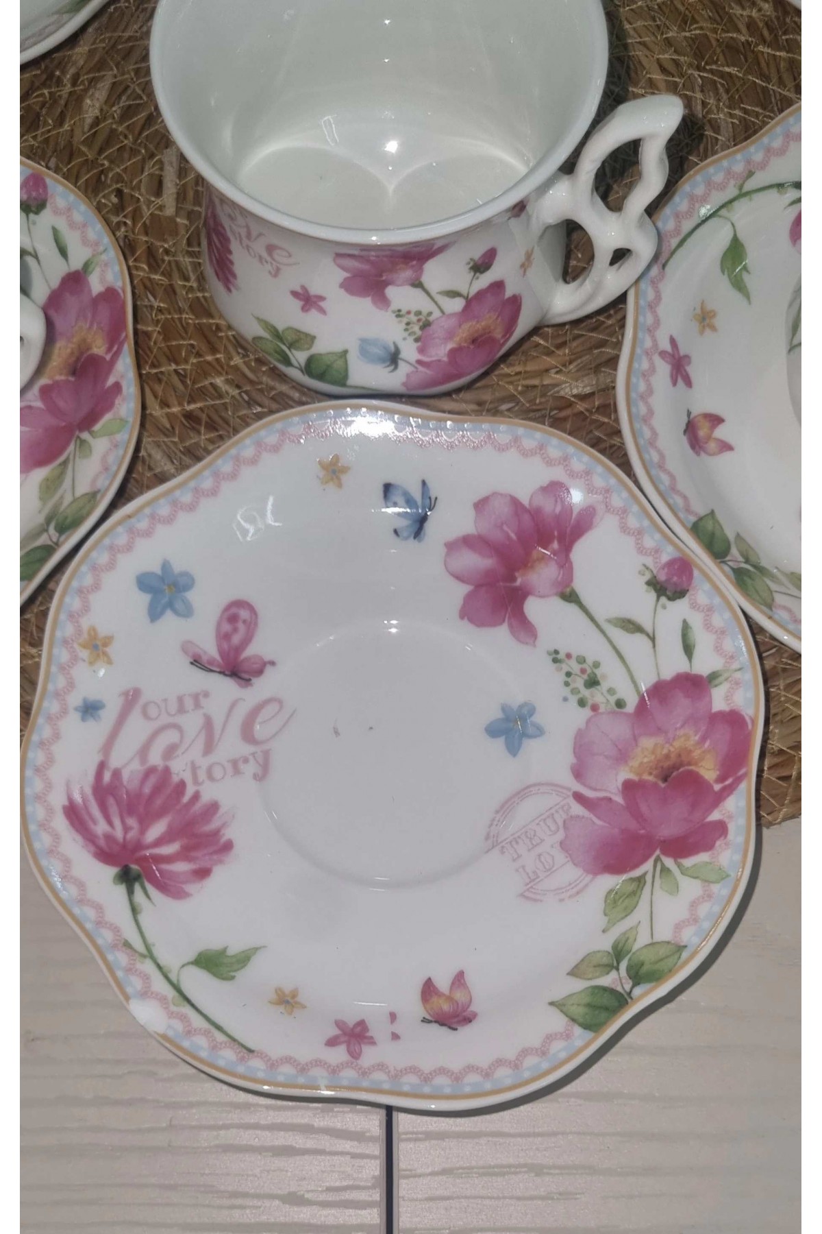 CVS 6 KİŞİLİK 12 PARÇA ÇAY FİNCAN SETİ DN41108