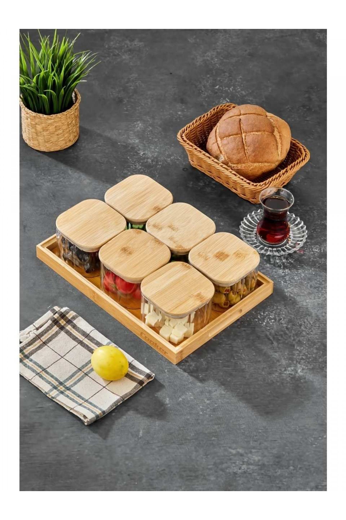Cooker KARE 6’lı Kare Borosilikat Cam Kahvaltılık Seti – Bambu Kapaklı, Ahşap Tepsili Şık Sunum Seti