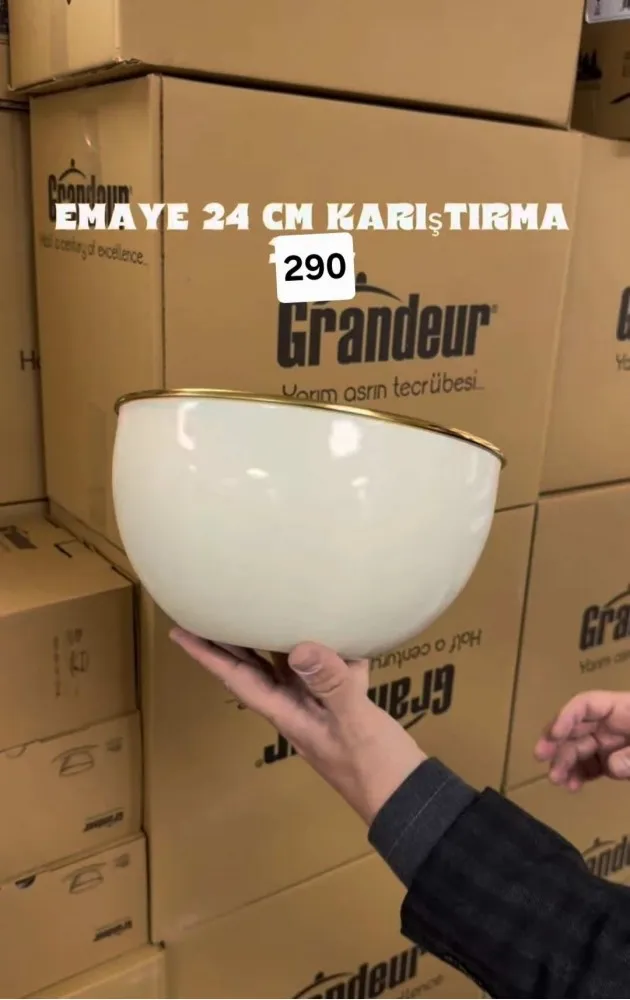 EMAYE 24 CM KASE+KARIŞTIRMA KABI (KREM)