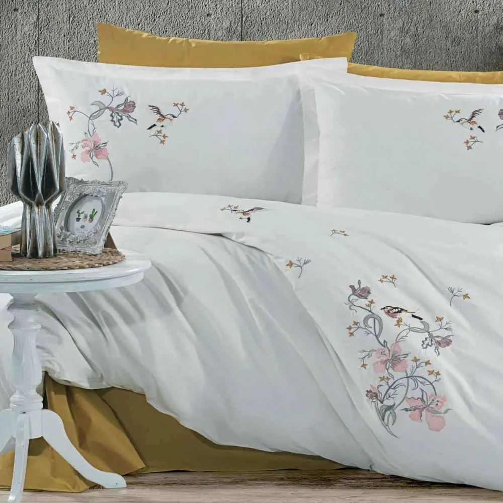 GOLDEN HOME TİAMO MODEL ÇİFT KİŞİLİK NAKIŞLI NEVRESİM %100 PAMUK BEYAZ