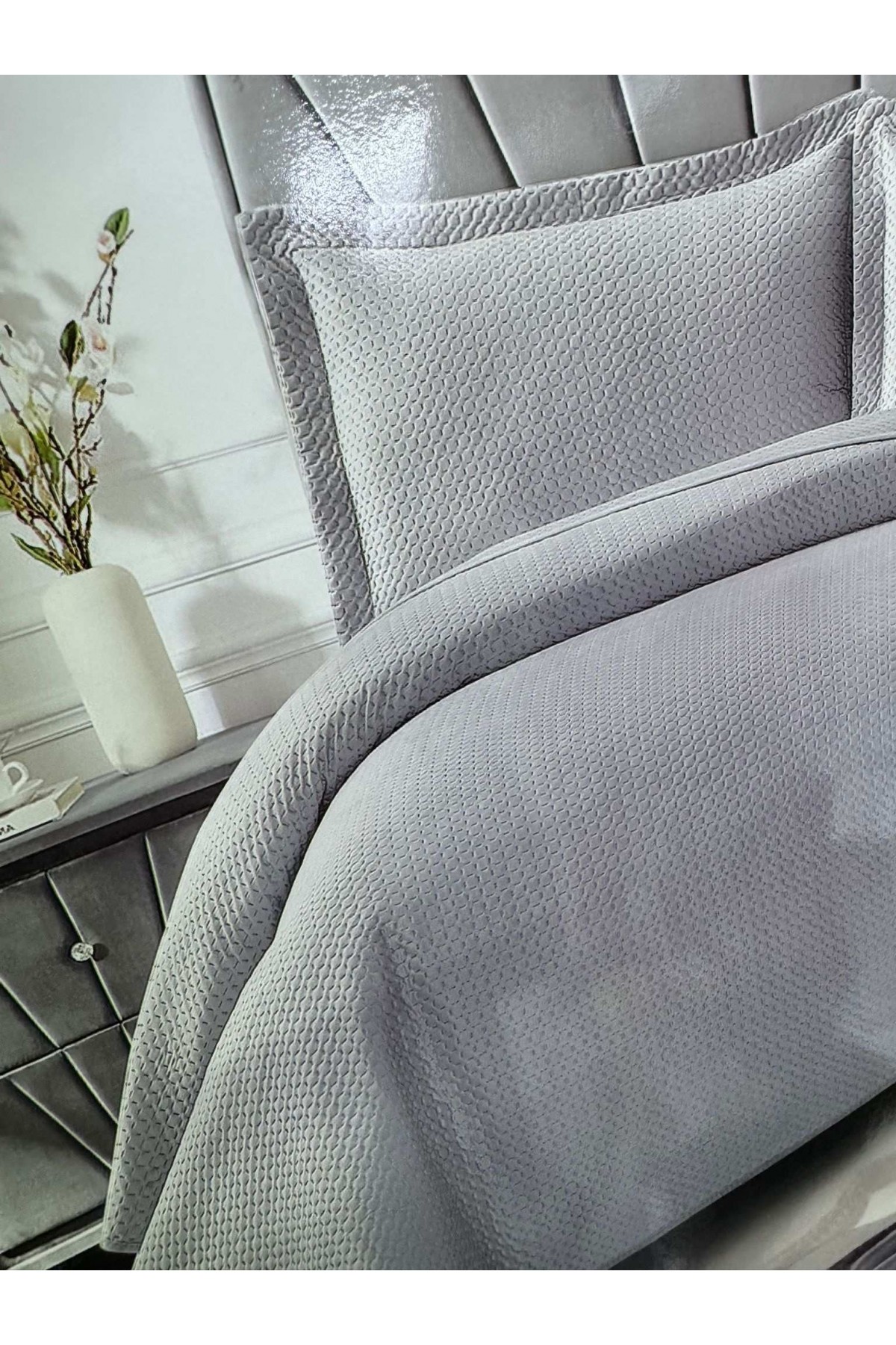 GOLDEN HOME İSTANBUL MODEL ÇİFT KİŞİLİK GRİ YATAK ÖRTÜSÜ